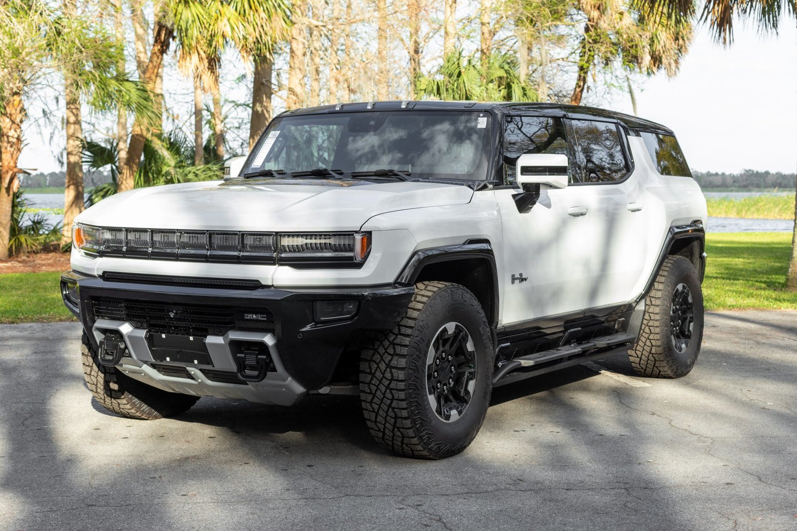 2025 GMC Hummer EV